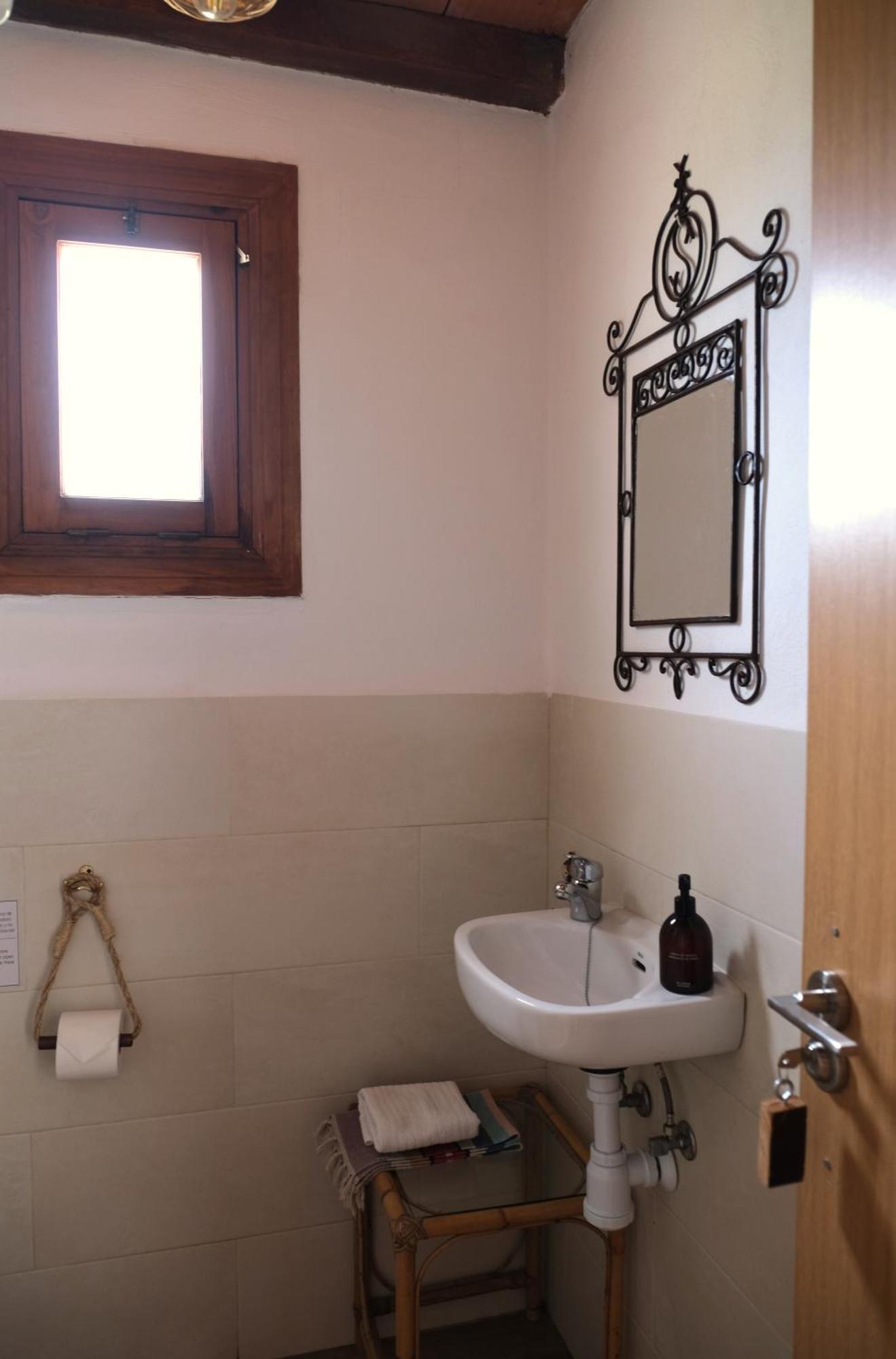 The Wild Olive Andalucia Agave Guestroom 卡萨雷斯 外观 照片